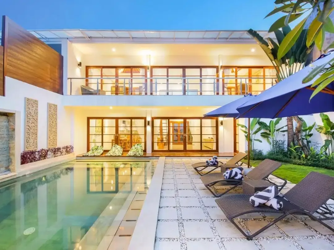 Villa Premium central Seminyak - Image 2 of 10