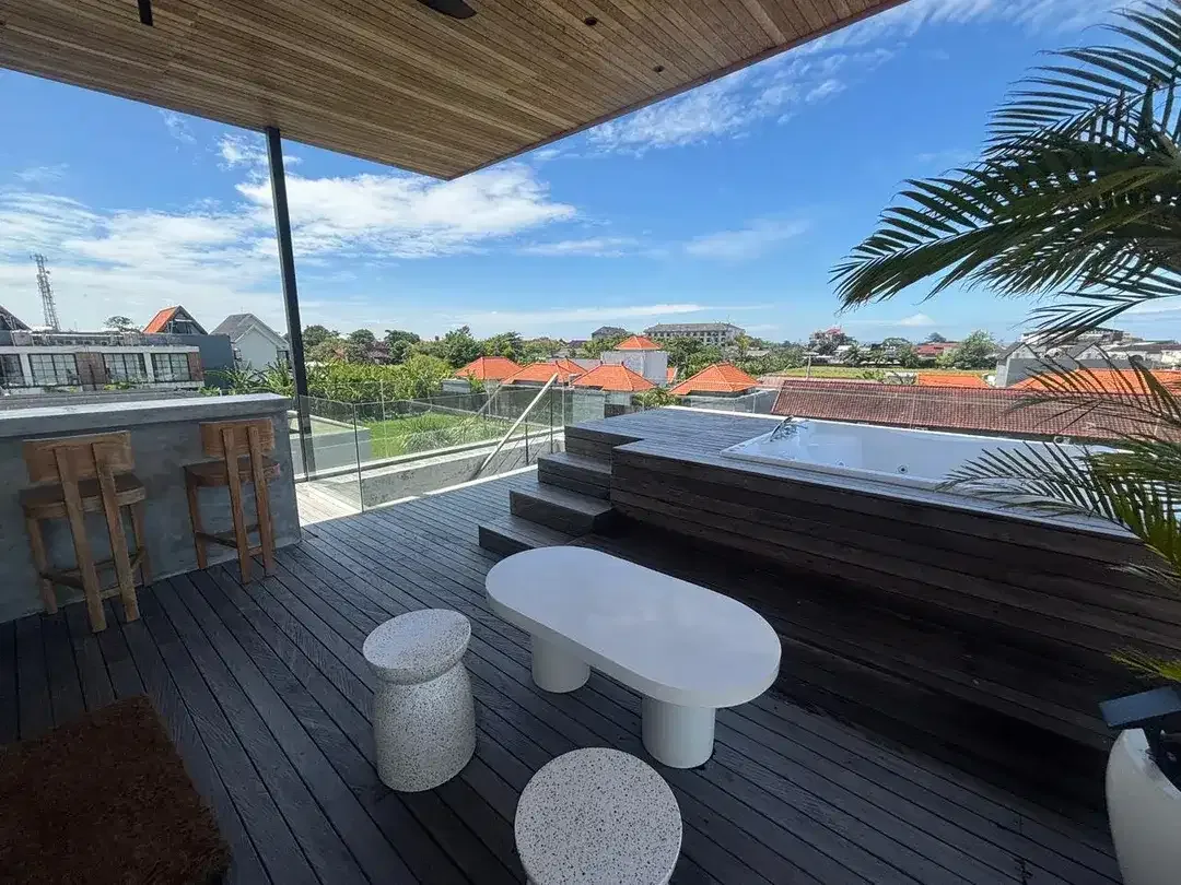 For rent 3 Bedroom Villa at Umalas, Kerobokan, Bali - Image 2 of 10