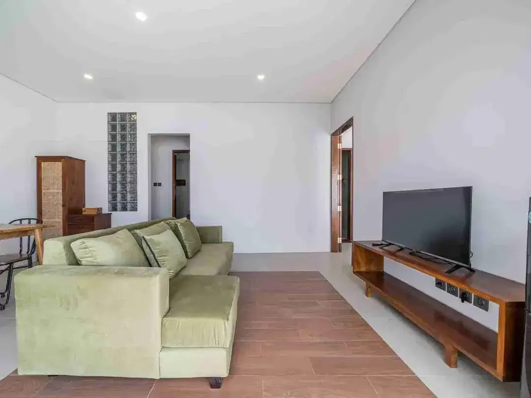FOR SALE VILLA Cantik Bergaya MINIMALIS Modern Siap Huni Di Lokasi Strategis PADONAN CANGGU BALI - Image 8 of 10