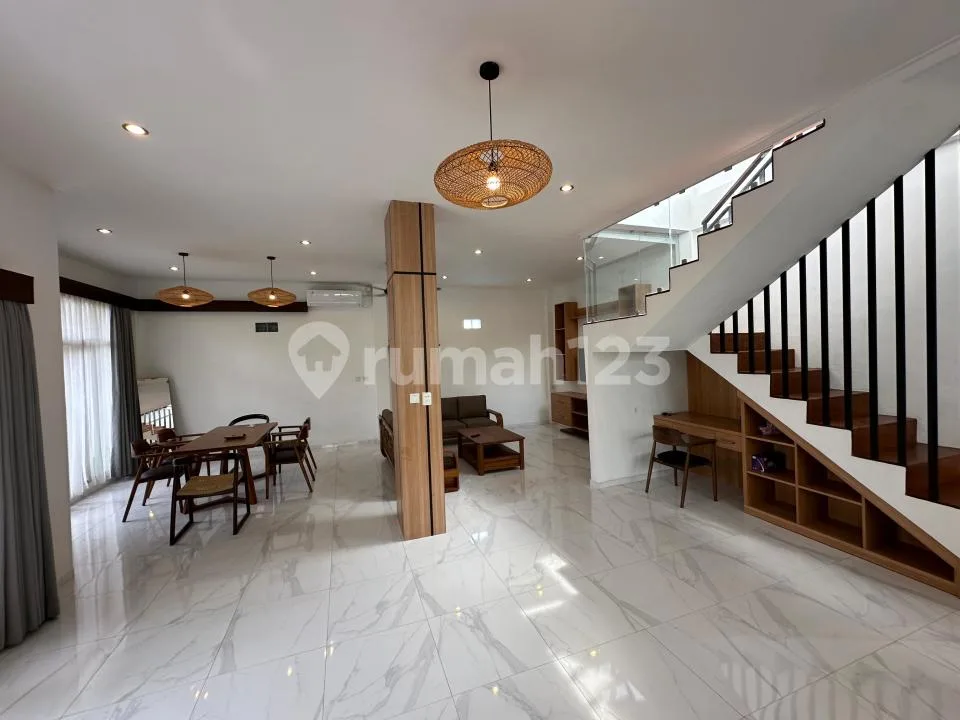 Villa For Sale 2 Bedroom In Cemagi - Image 2 of 4