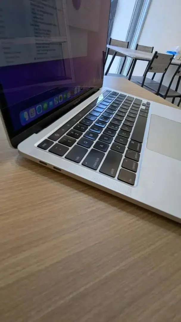 MACBOOK PRO 13 16/512gb 2020 - Image 2 of 5