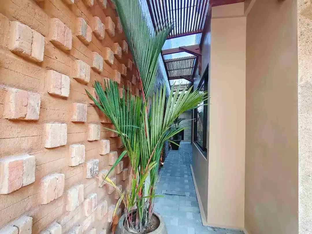 Villa Modern Sentuhan Balinese di SekarSari Kesiman Kertalangu - Image 6 of 10